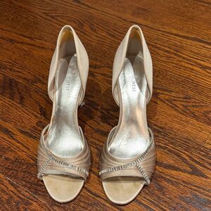 Nine West Women's Cream Peep-Toe Heels